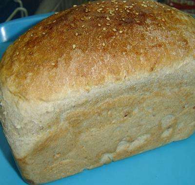 Хлеб домашний с отрубями и кунжутом 500 гр.
